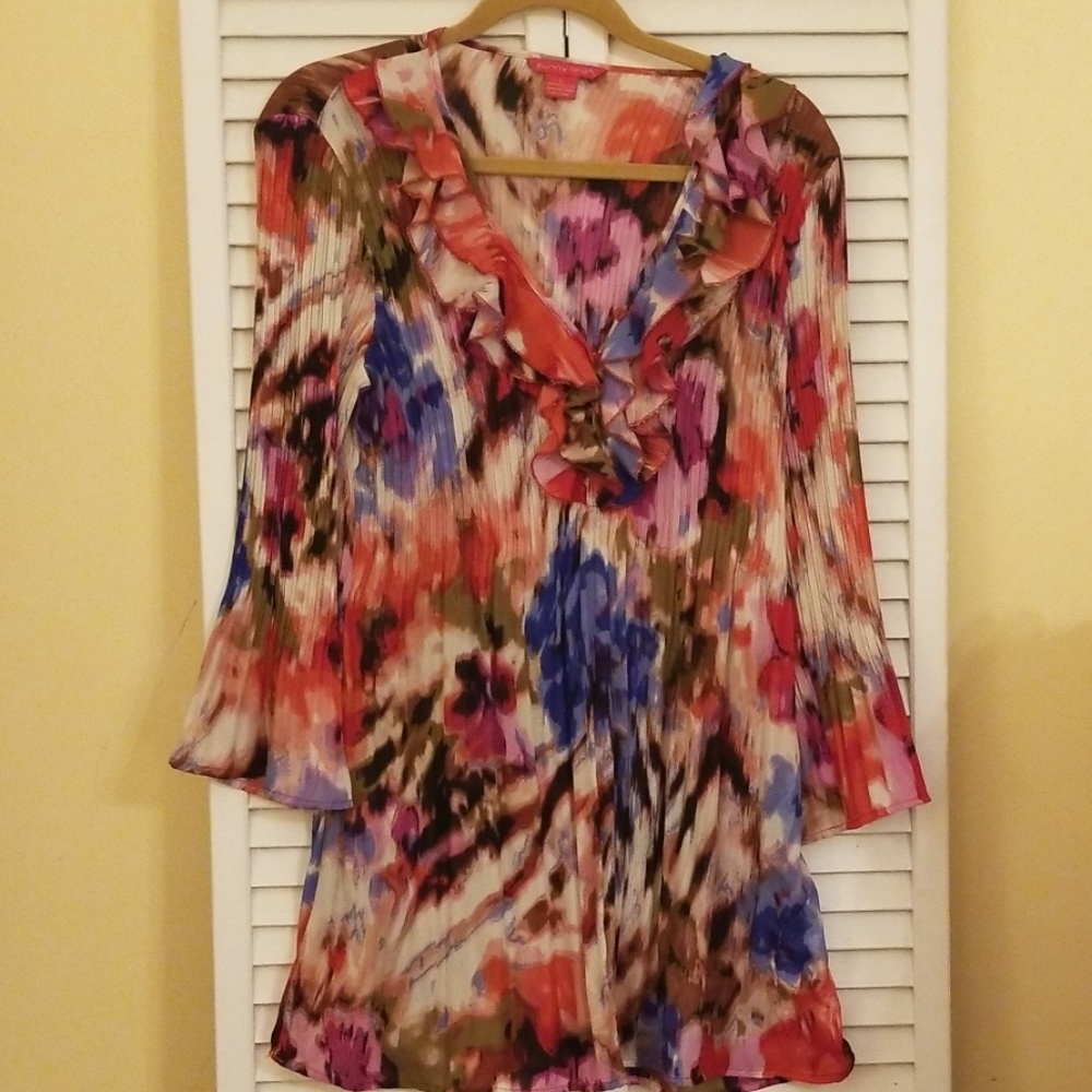 Sunny Leigh Women's Top